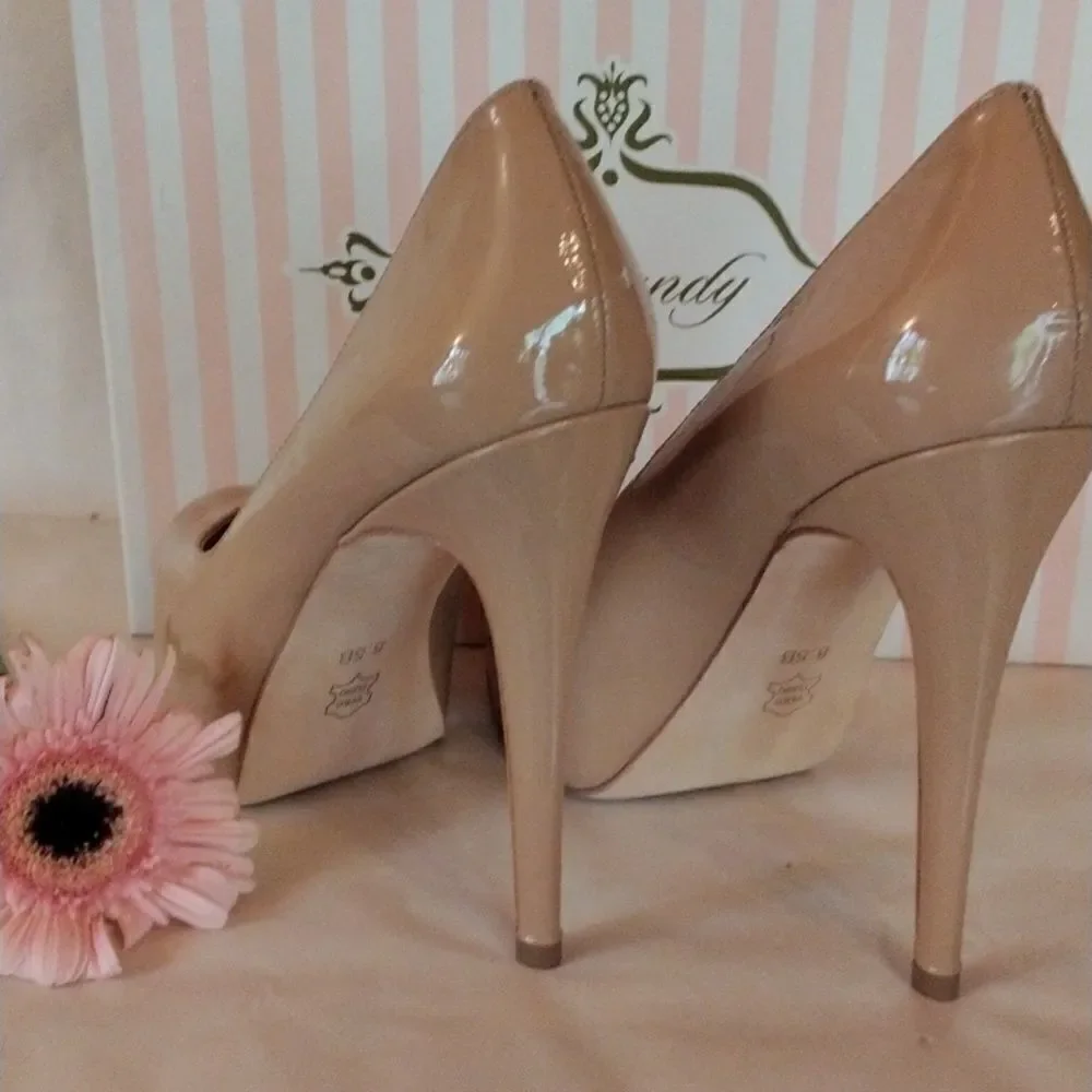 Footcandy Nude Patent Platform Pump